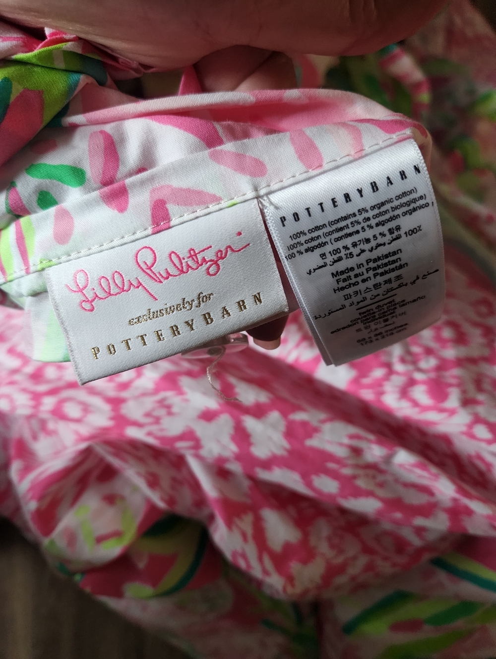 Lilly Pulitzer Pink & Green Tropical Print Quilt Cover by Pottery Barn - Picture 7 of 9